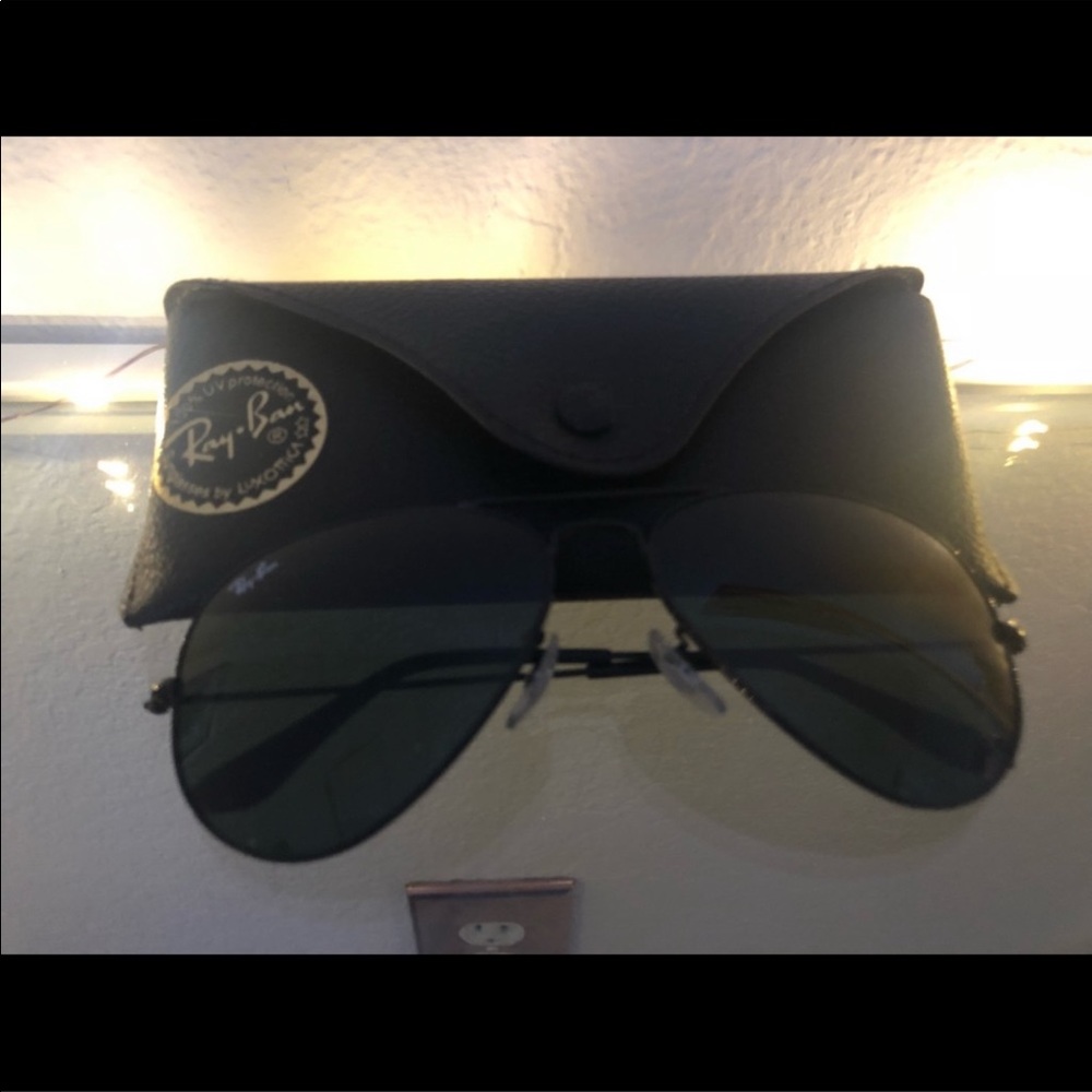 Raybans - Picture 2 of 5